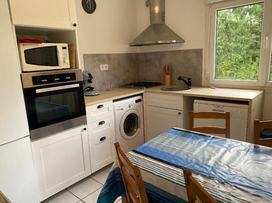 Petite Maison En Auvergne Giat 外观 照片
