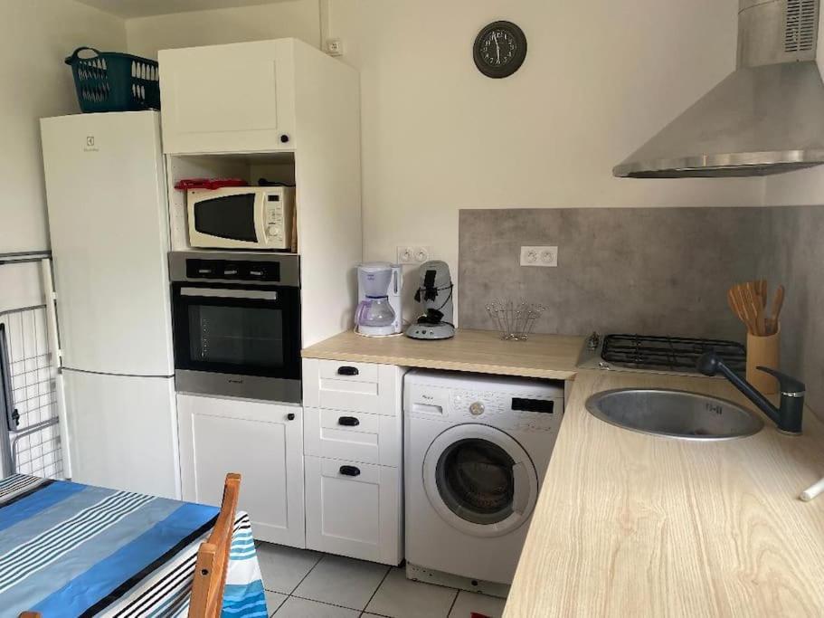 Petite Maison En Auvergne Giat 外观 照片