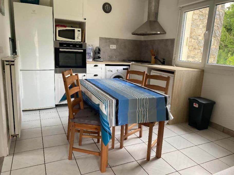 Petite Maison En Auvergne Giat 外观 照片